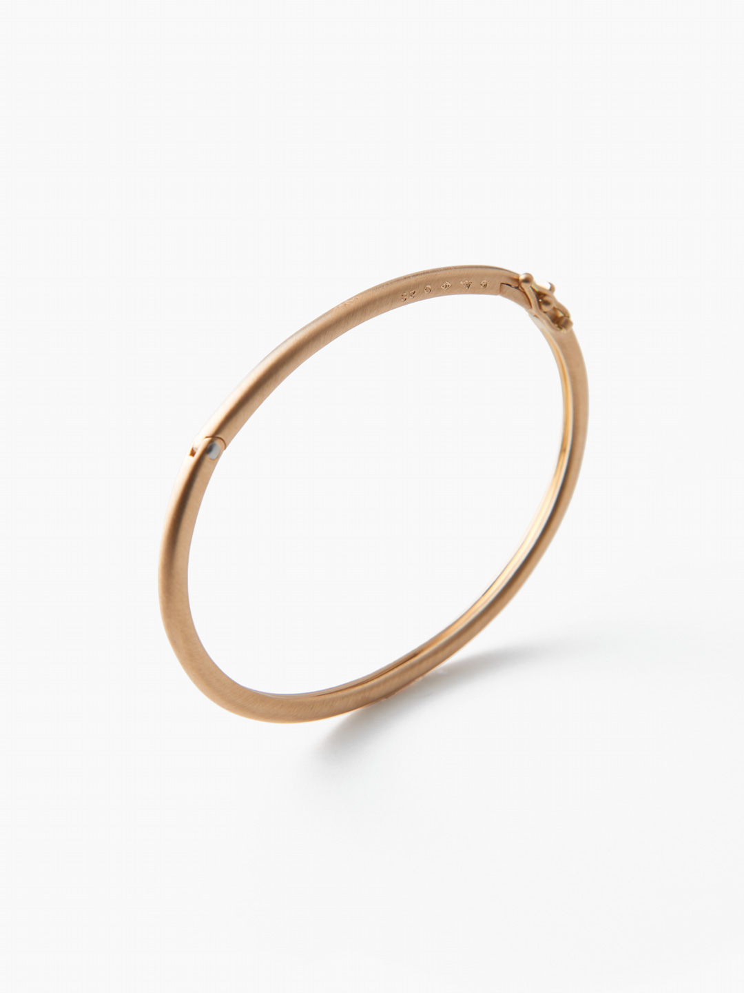 Humete Refine Metal Hook Bangle